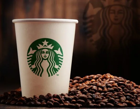 Analisis Marketing Mix Starbucks, Strategi Meningkatkan Penjualan dan Membangun Loyalitas Pelanggan