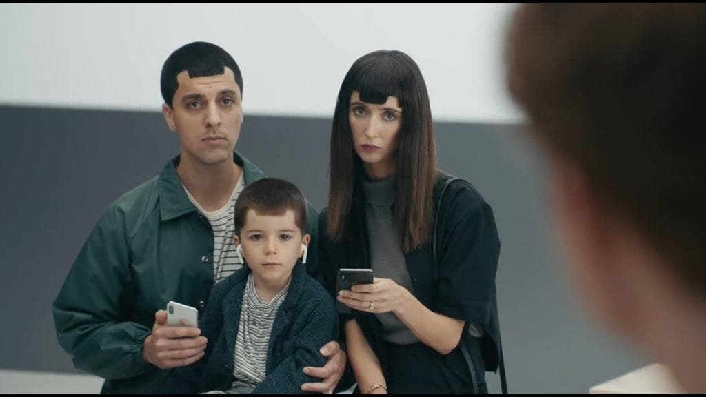 Analisis Iklan Samsung yang Sindir Apple yang Justru Meningkatkan Sales Ratusan Persen