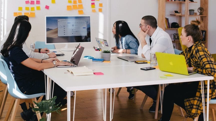 7 Strategi Red Ocean Yang Bikin Brand Kamu Bertahan Di Tengah Persaingan