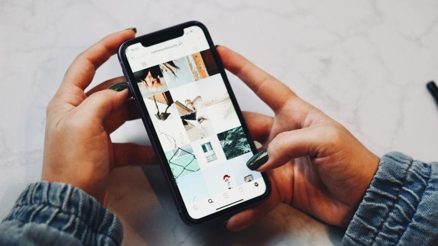 Rahasia Bikin Orang Berhenti Scrolling Kontenmu dalam 3 Detik Pertama!