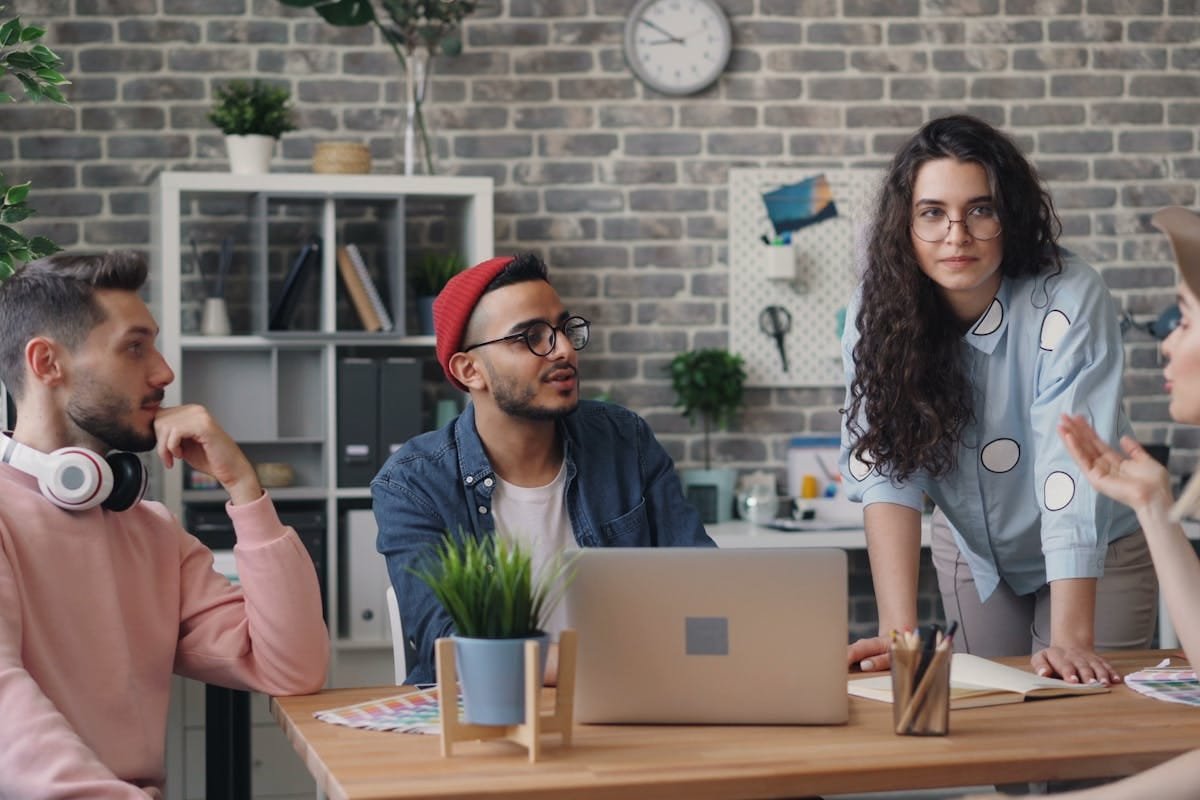 Iklan Brand Rugi? Inilah Strategi Membuat Iklan Yang Menarik Dan Anti ...