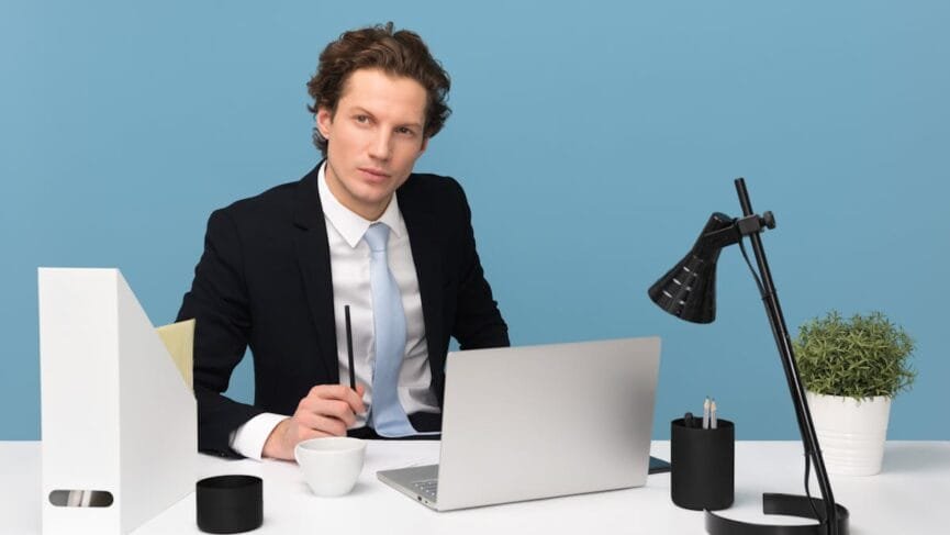 Jadi Inspirasi! 5 Rekomendasi Film Terbaik yang Wajib Marketing Manager Tonton