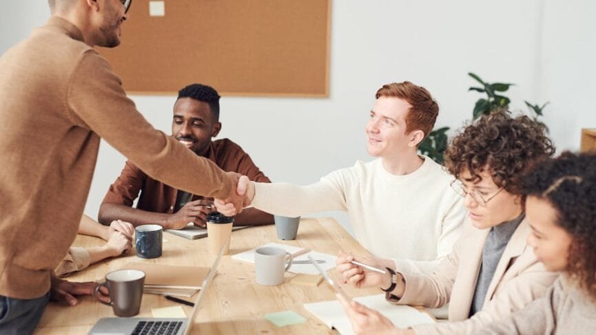 7 Manfaat Stakeholder Bagi Bisnis, Brand Manager Pasti Tahu